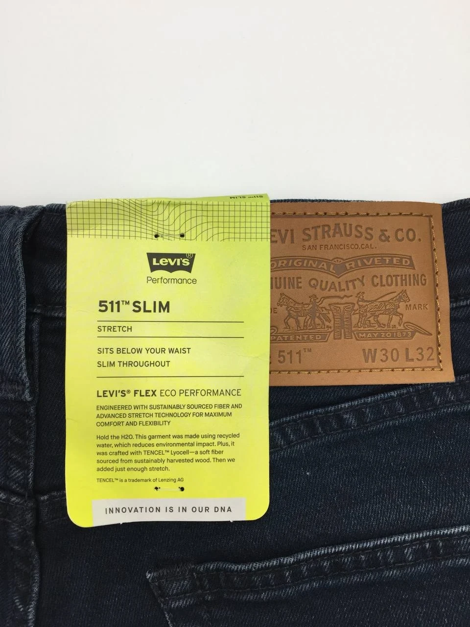 Levi’s 511 W30 L32 patch and Slim Stretch hangtag photographed at the UNDbox warehouse